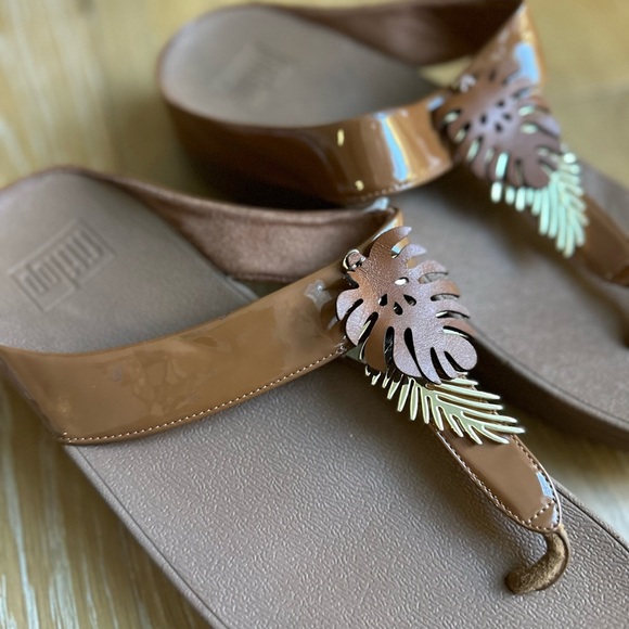 FitFlop Women's Brown Sandals - Picture 6 of 8
